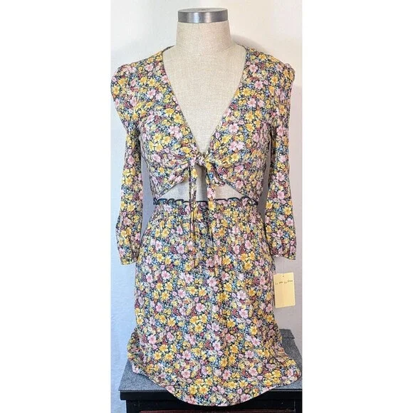 Bebop Ditsy Floral Dress XL Yellow/Navy Boho Cutout Midriff Tie Front Mini New - Picture 2 of 9
